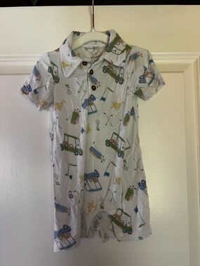 Milkberry Golf Outfit with Collar and Buttons